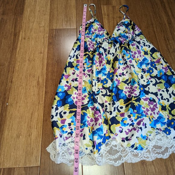 Victoria's Secret Floral Slip Dress Chemise - Picture 5 of 9